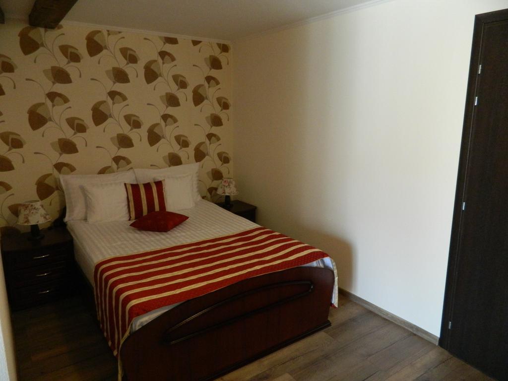 Schassburger Tor Hotel Sighisoara Room photo