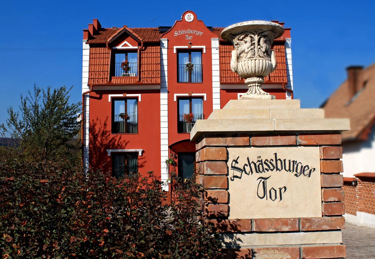 Schassburger Tor Hotel Sighisoara Exterior photo